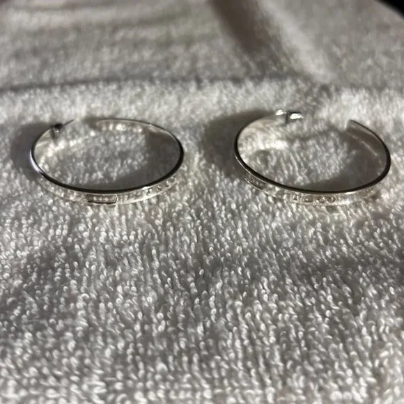 Tiffany 1837® hoop earrings in silver - Picture 7 of 9